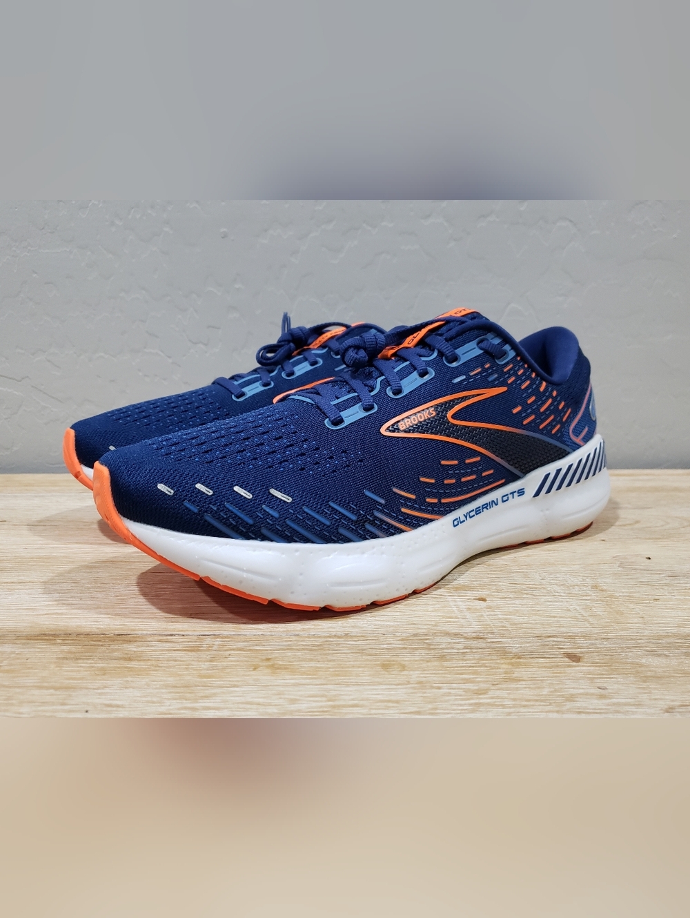 NWOT! BROOKS Men's Glycerin GTS 20 Running Shoes (12.5W(2E) Blue Depths/Orange